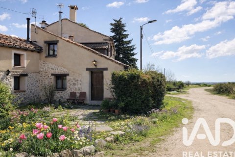 House in Leon, Spain 2 bedrooms, 92 sq.m. No. 185495