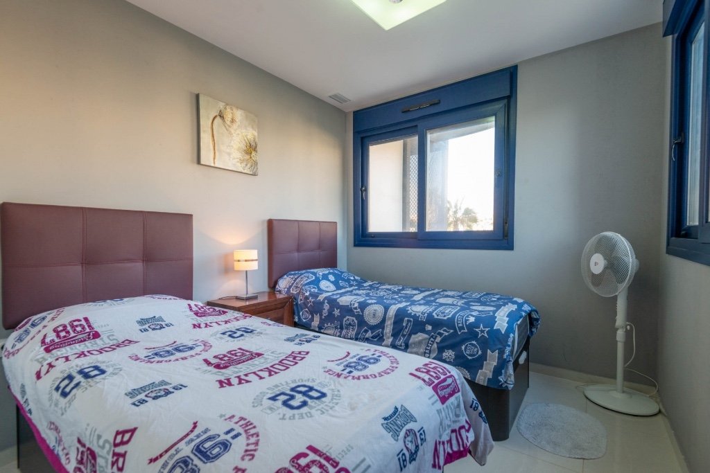 Квартира в Пунта Прима, Аликанте, Испания 2 спальни, 70м2 №145343