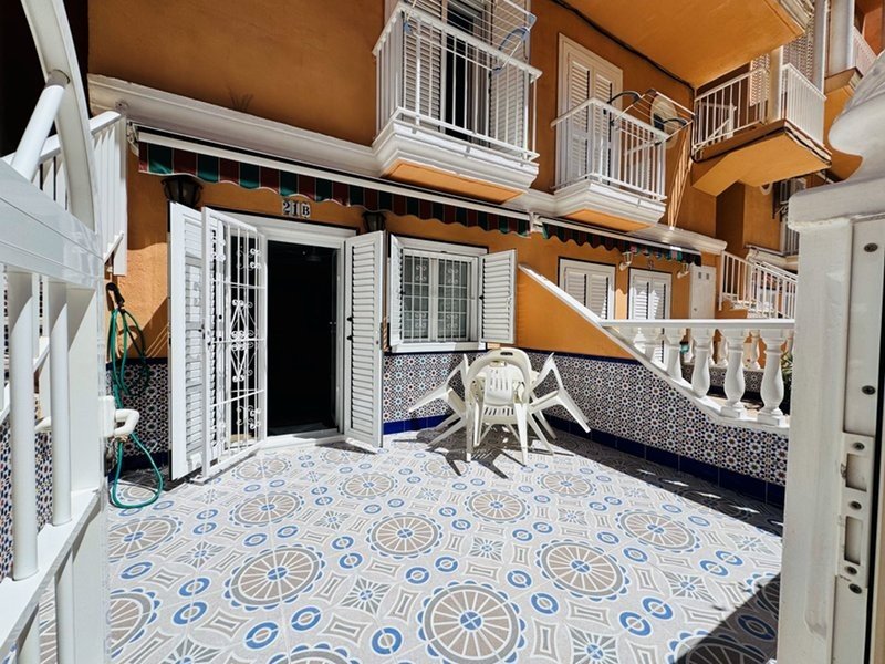 Apartamento en La Mata, Alicante, España 2 dormitorios, 75 m2 No. 145345