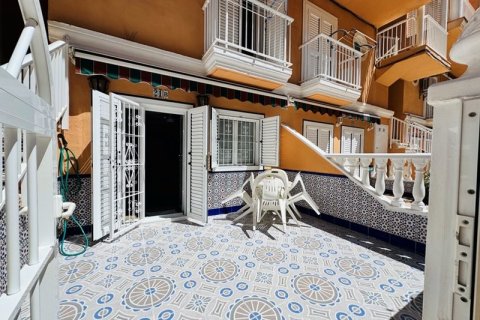 Lägenhet i La Mata, Alicante, Spanien 2 sovrum, 75 kvm. Nr. 145345