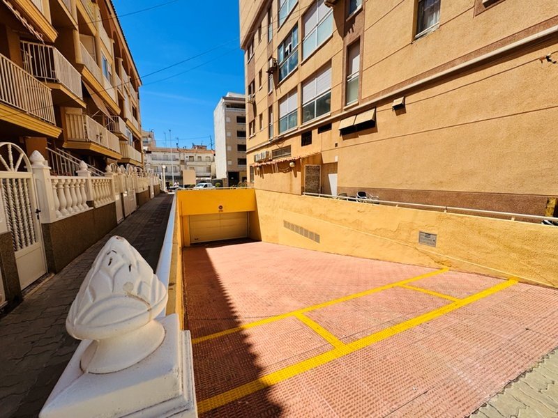 Apartamento en La Mata, Alicante, España 2 dormitorios, 75 m2 No. 145345