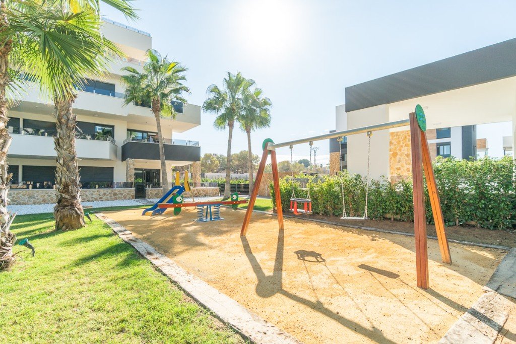 Dzīvoklis Alicante, Spānijā 2 istabas, 81 m2 Nr. 145344
