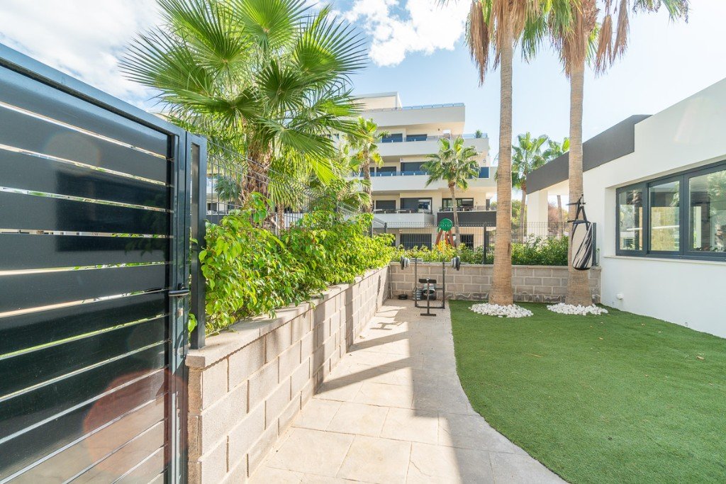 Dzīvoklis Alicante, Spānijā 2 istabas, 81 m2 Nr. 145344