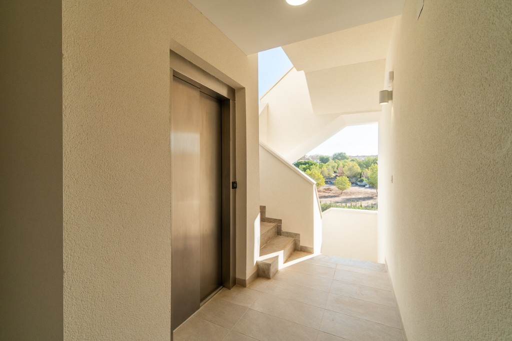 Dzīvoklis Alicante, Spānijā 2 istabas, 81 m2 Nr. 145344