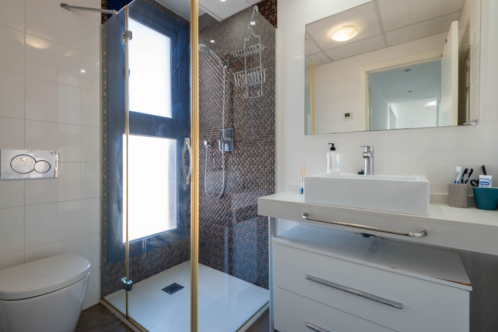 Appartamento a Punta Prima, Alicante, Spagna 2 camere da letto, 72 mq. N° 145342