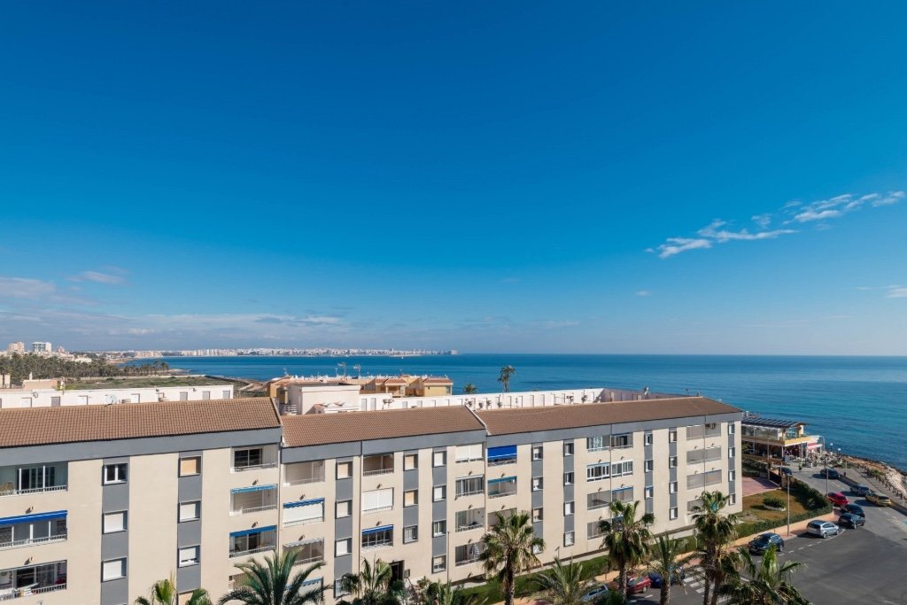 Appartamento a Punta Prima, Alicante, Spagna 2 camere da letto, 72 mq. N° 145342