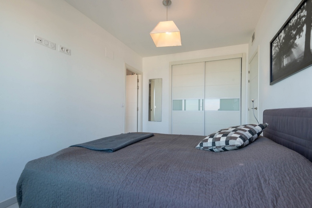 Appartamento a Punta Prima, Alicante, Spagna 2 camere da letto, 72 mq. N° 145342