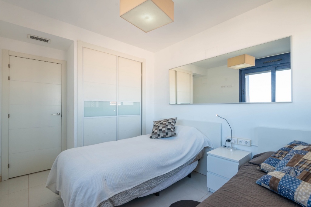 Appartamento a Punta Prima, Alicante, Spagna 2 camere da letto, 72 mq. N° 145342