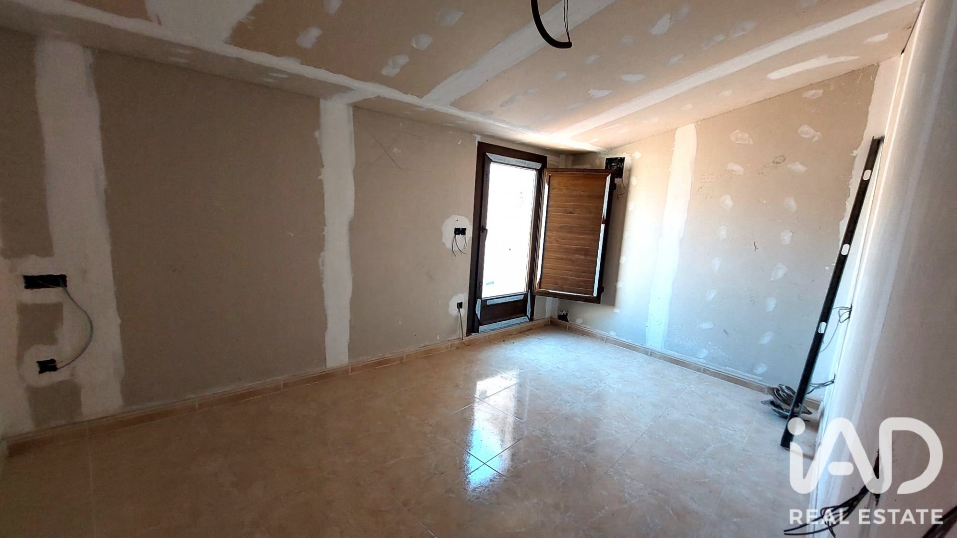 Duplex à Santa Coloma de Queralt, Tarragona, Espagne 3 chambres, 131 m2 No. 188242