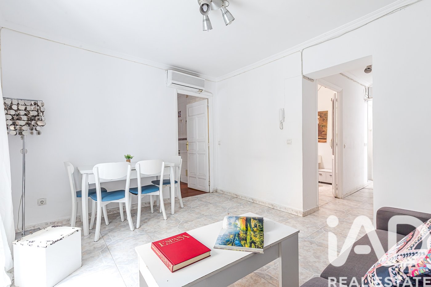 Huoneisto Madrid, Espanja 4 makuuhuonetta, 90 m2 No. 188247