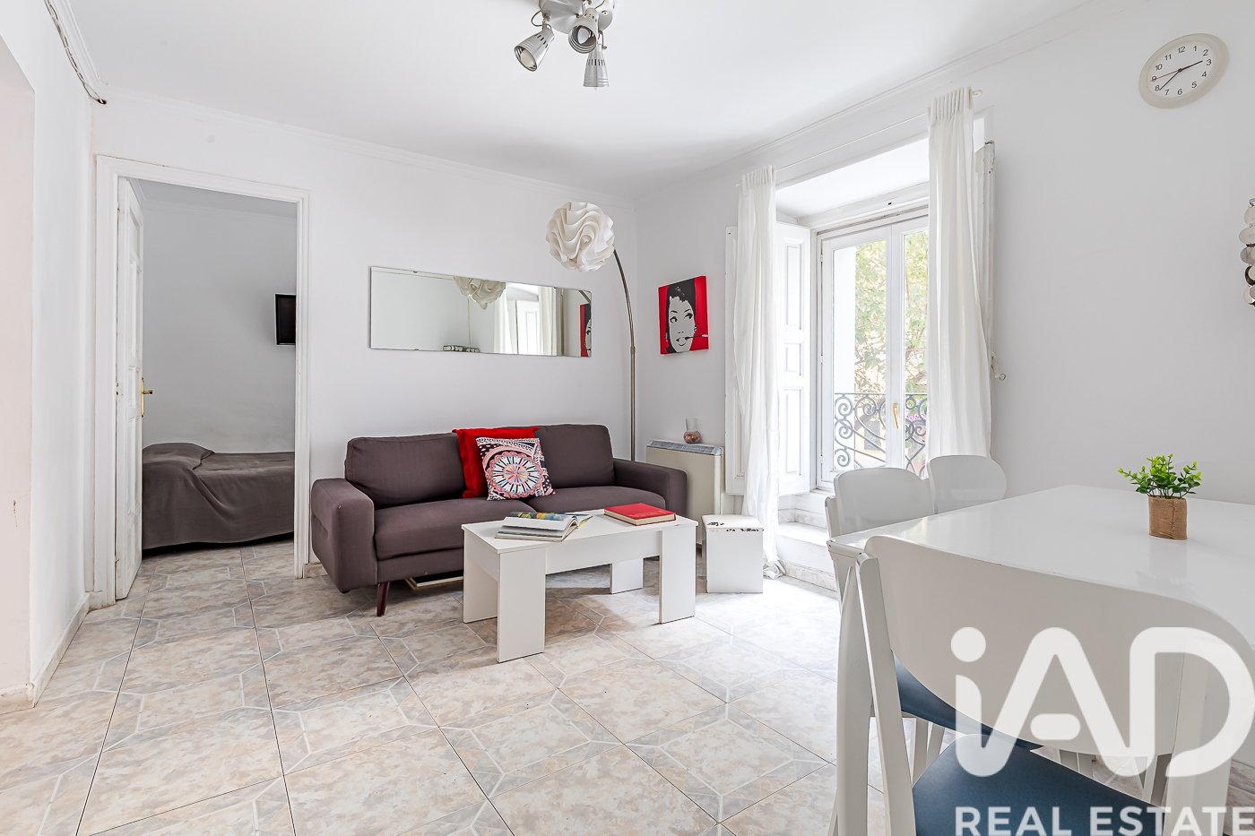 Huoneisto Madrid, Espanja 4 makuuhuonetta, 90 m2 No. 188247