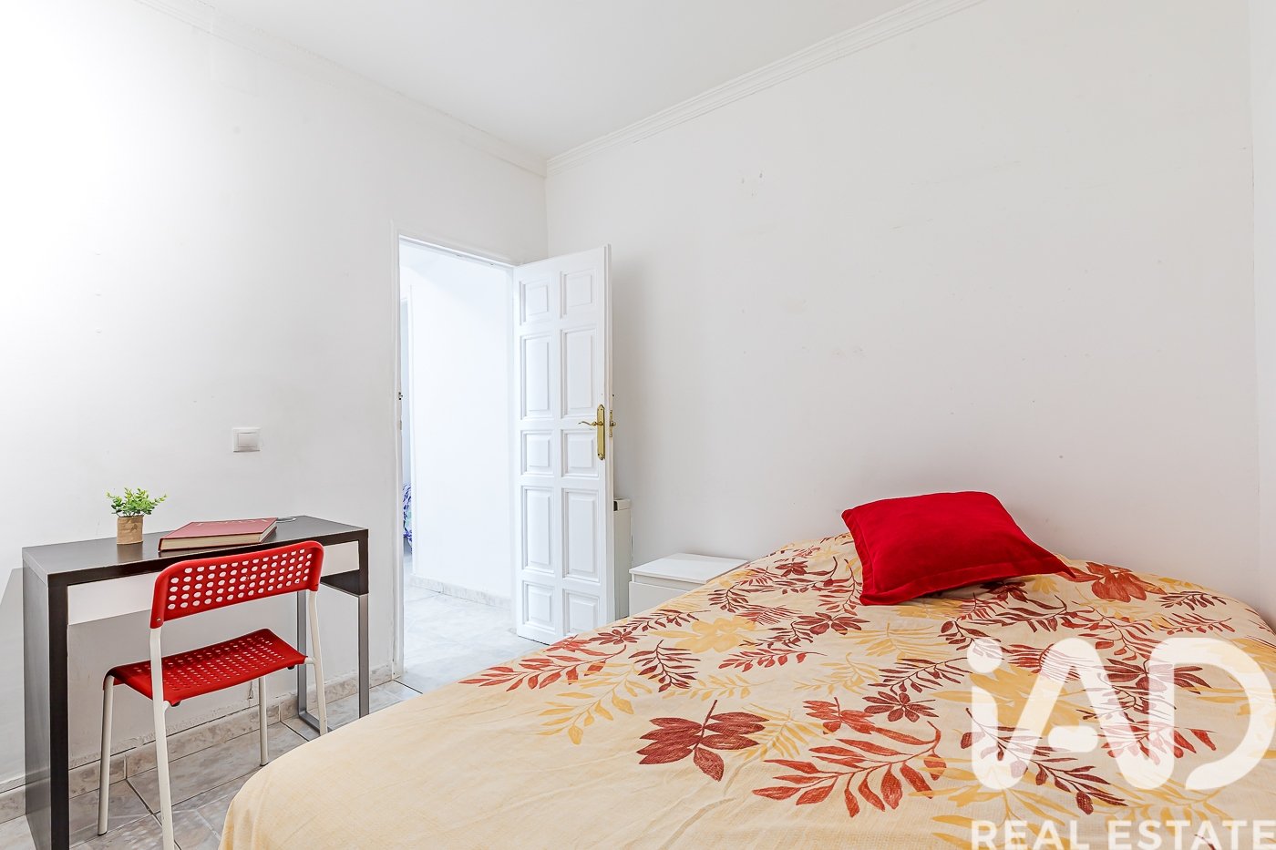 Huoneisto Madrid, Espanja 4 makuuhuonetta, 90 m2 No. 188247