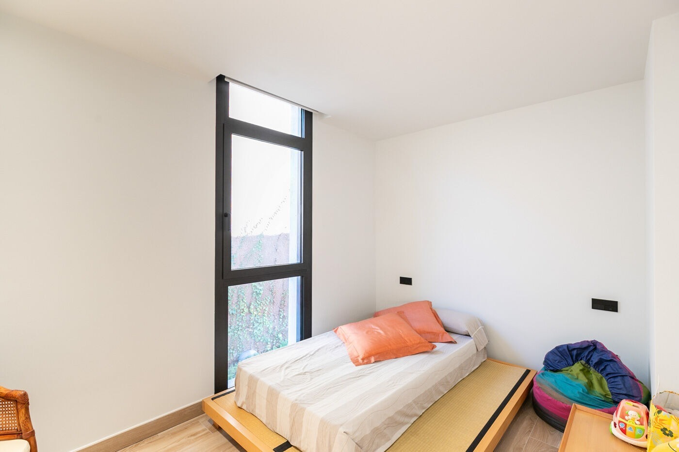 House in Barcelona, Spanien 5 Schlafzimmer,  Nr. 141021