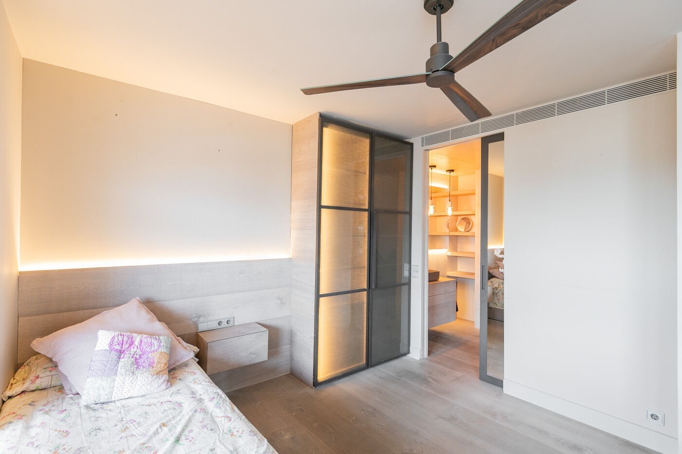Dzīvoklis Barcelona, Spānijā 3 istabas,  Nr. 141023