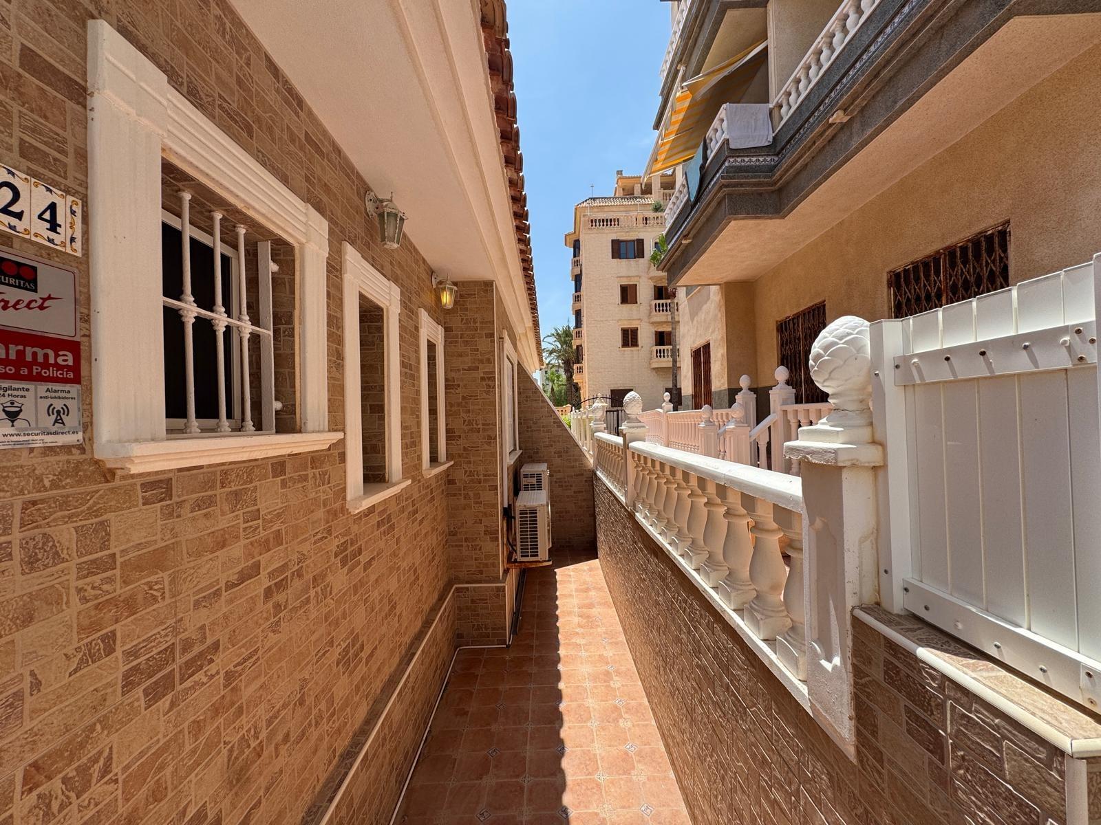 House in Guardamar del Segura, Alicante, Spanien 3 Schlafzimmer, 91 m2 Nr. 165657