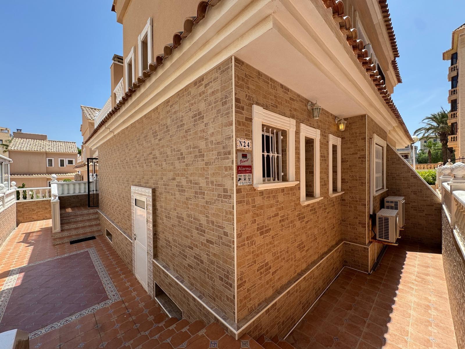 House in Guardamar del Segura, Alicante, Spanien 3 Schlafzimmer, 91 m2 Nr. 165657