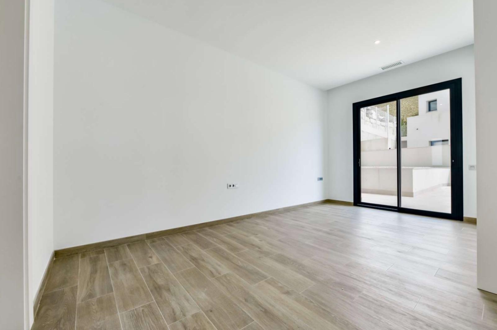 Villa a Finestrat, Alicante, Spagna 7 camere da letto, 636 mq. N° 165659