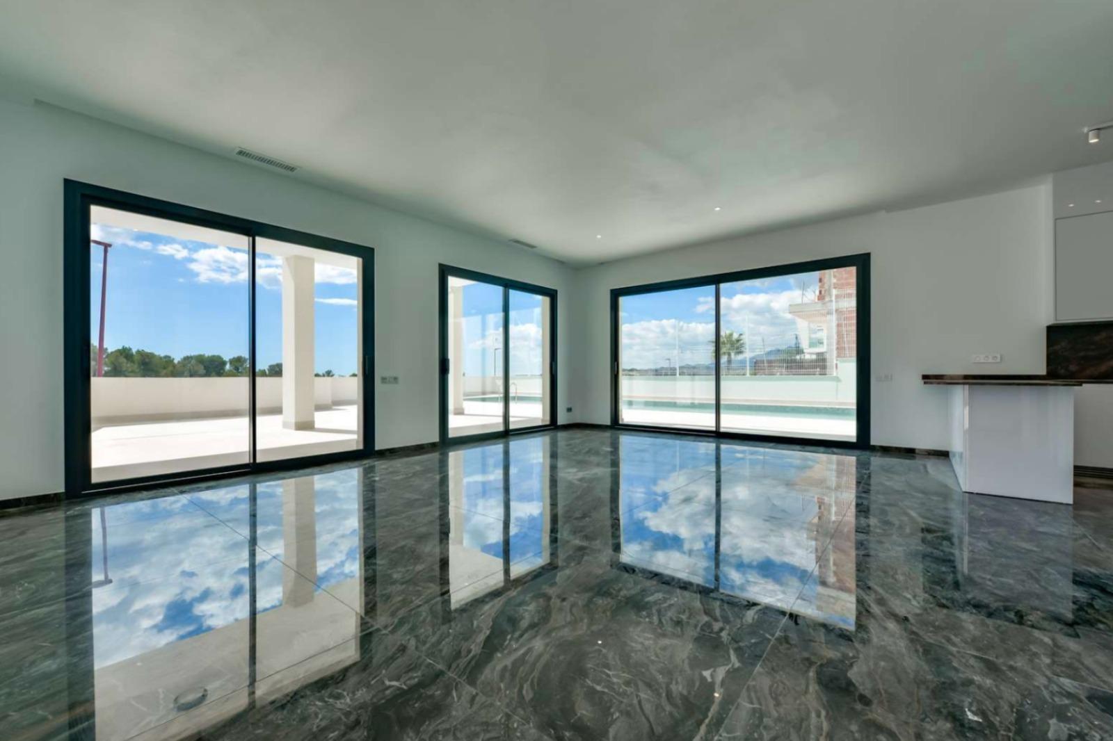 Villa a Finestrat, Alicante, Spagna 7 camere da letto, 636 mq. N° 165659