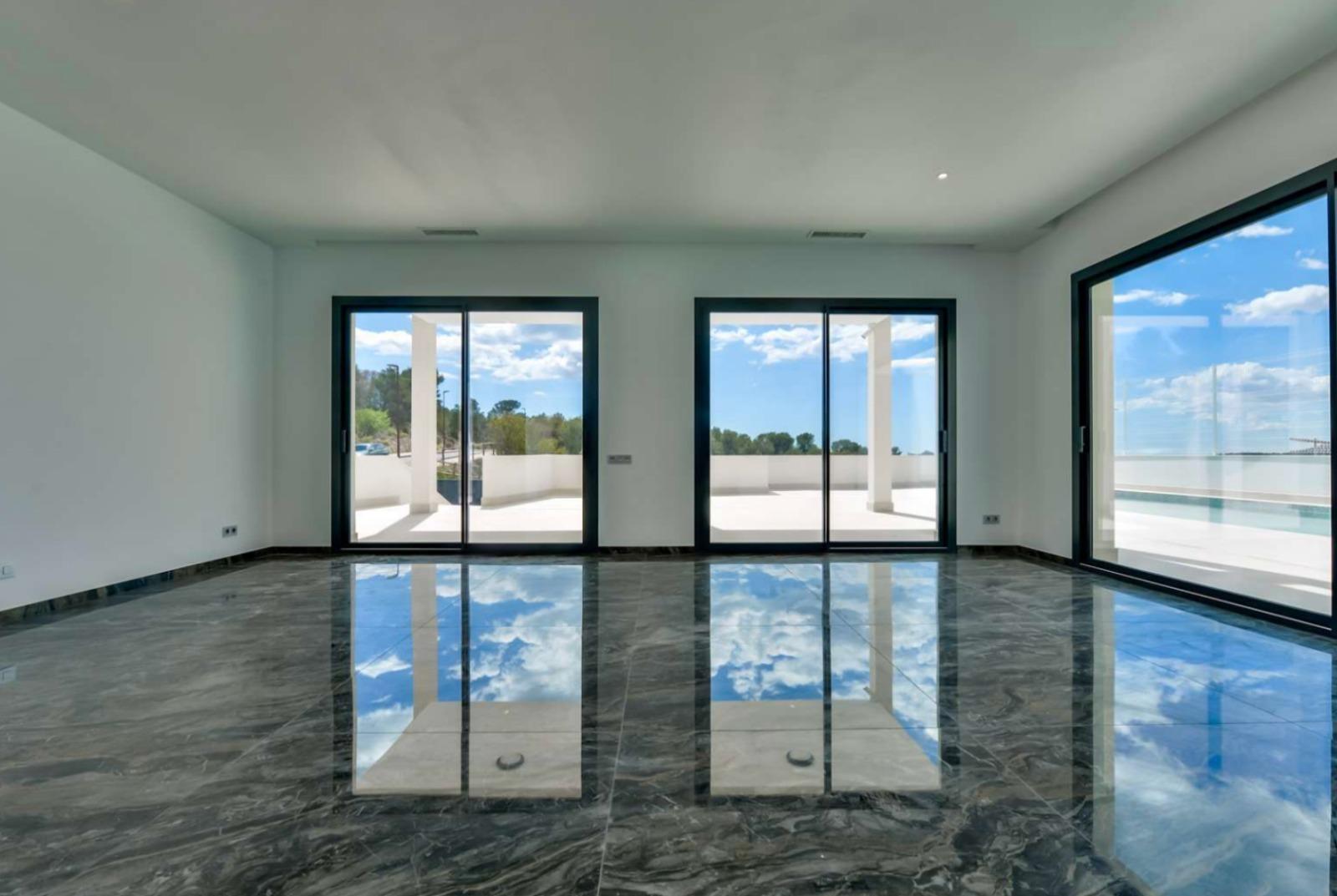 Villa a Finestrat, Alicante, Spagna 7 camere da letto, 636 mq. N° 165659