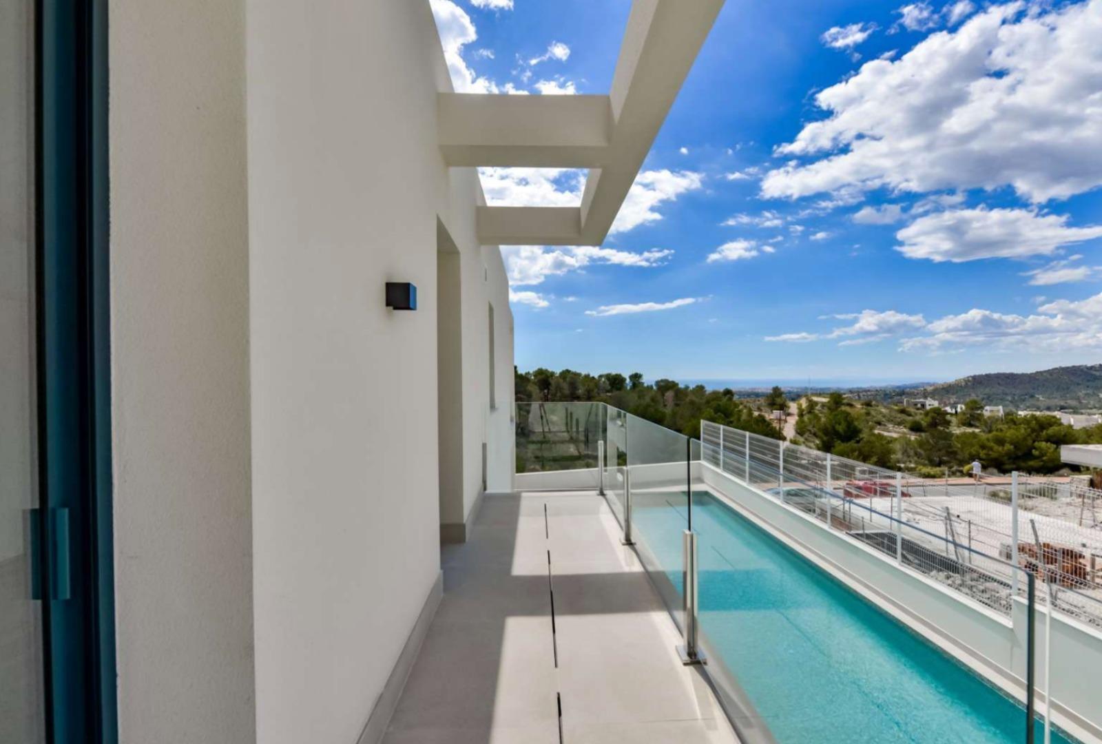 Villa a Finestrat, Alicante, Spagna 7 camere da letto, 636 mq. N° 165659
