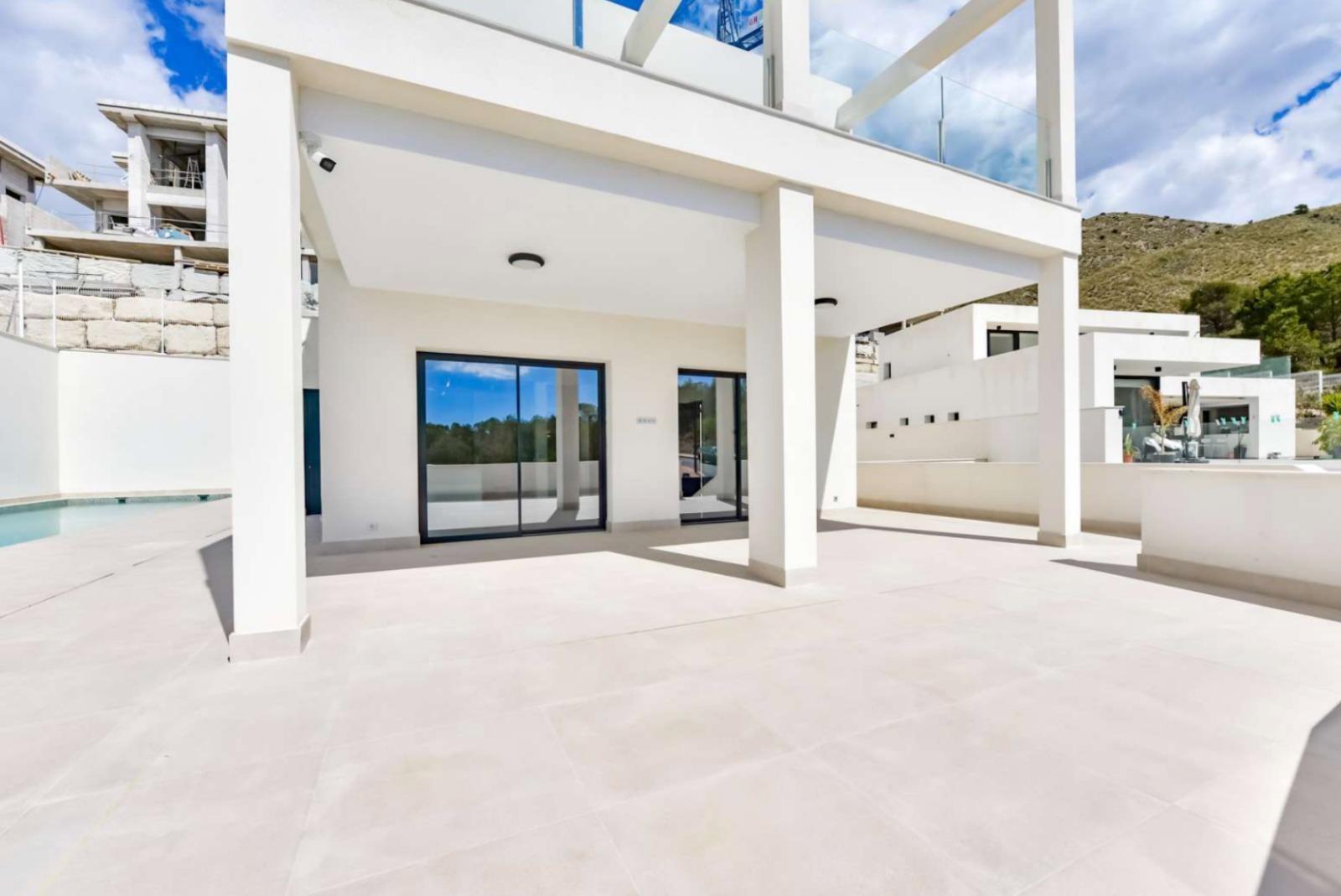Villa a Finestrat, Alicante, Spagna 7 camere da letto, 636 mq. N° 165659