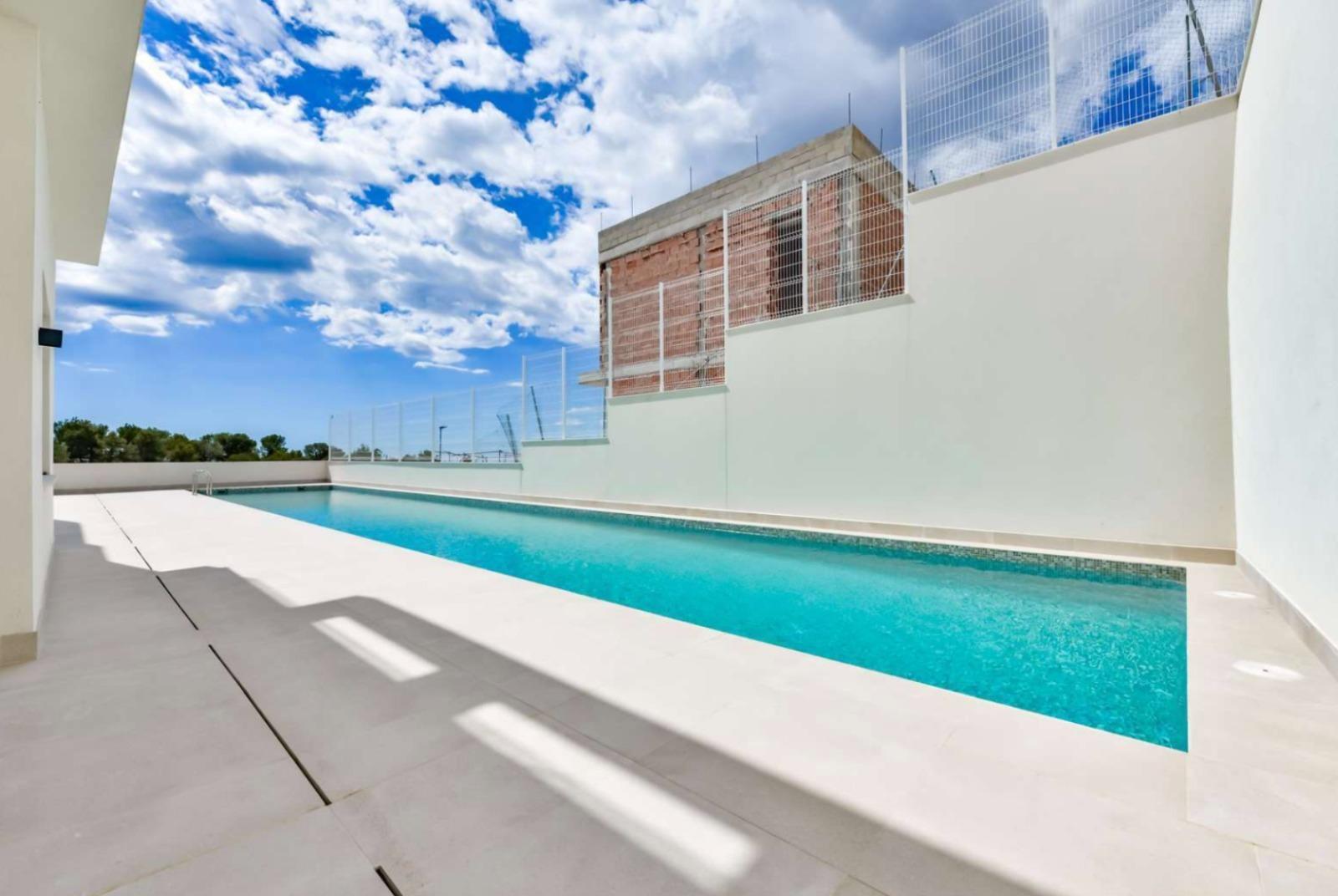Villa a Finestrat, Alicante, Spagna 7 camere da letto, 636 mq. N° 165659