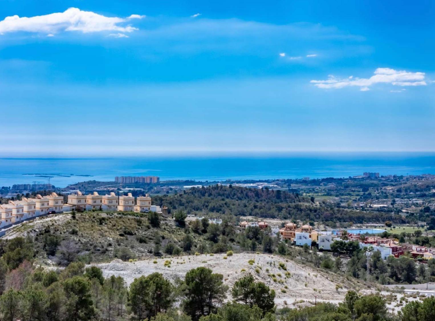 Villa a Finestrat, Alicante, Spagna 7 camere da letto, 636 mq. N° 165659