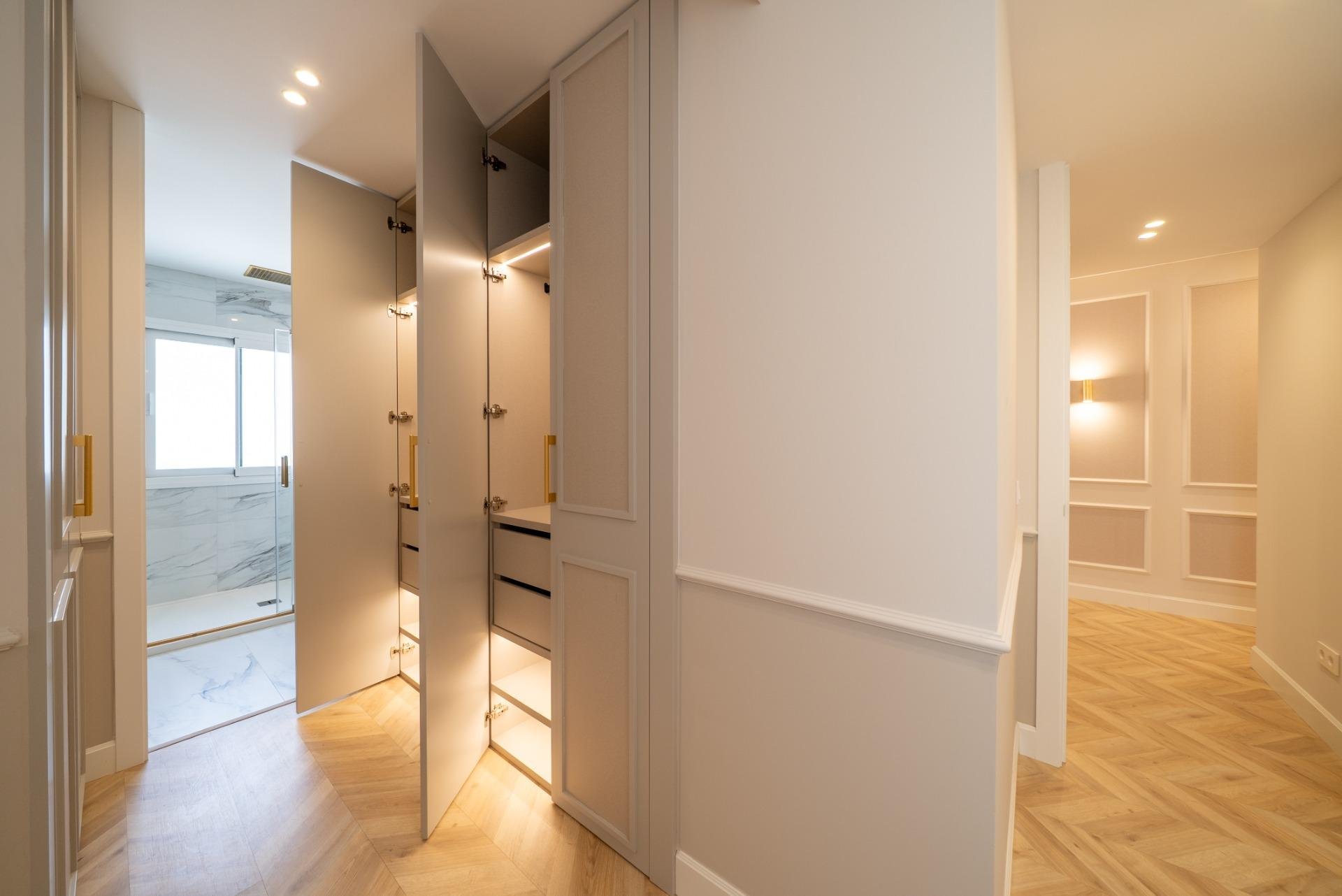 Квартира в Мадрид, Испания 3 спальни, 164м2 №165655