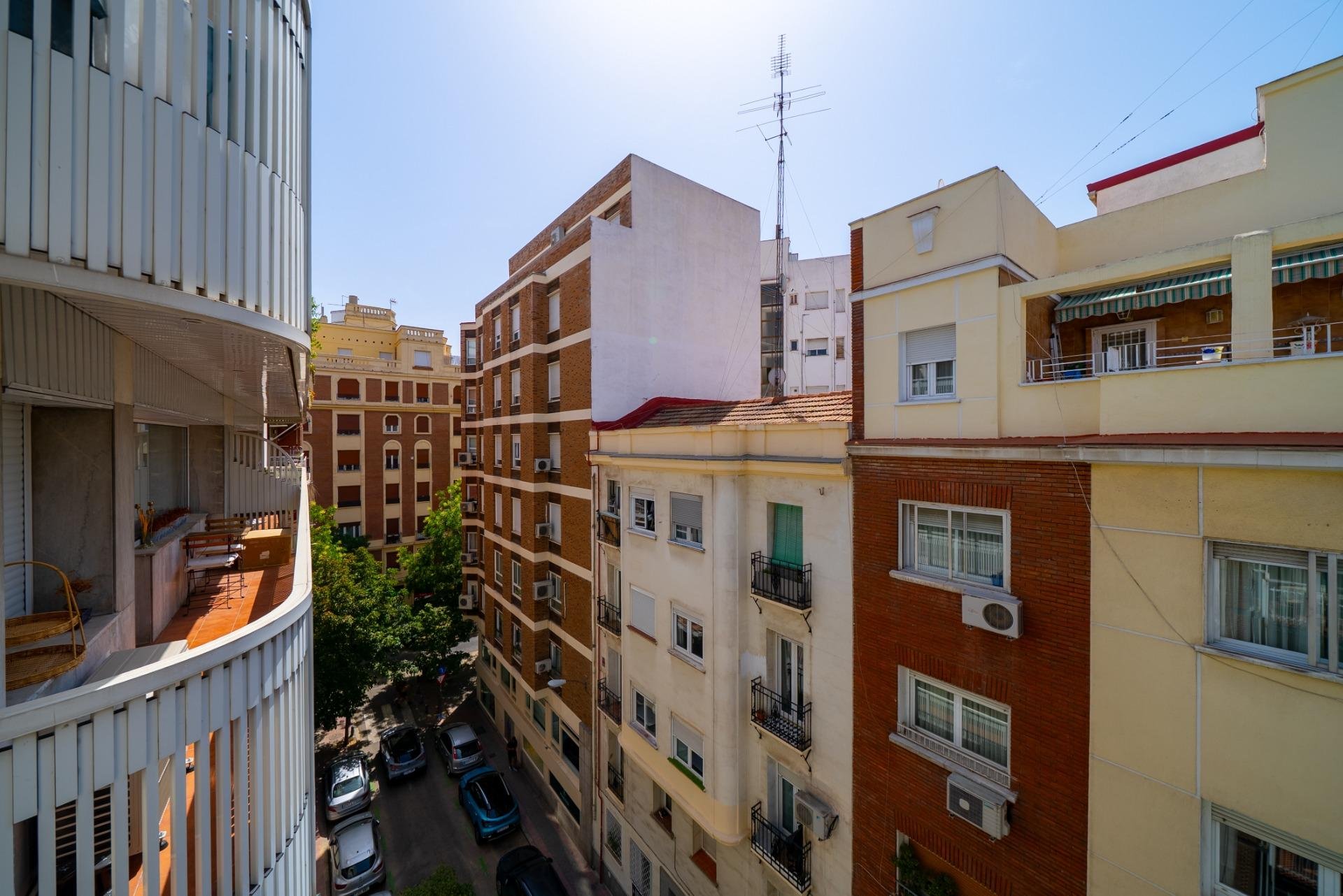 Квартира в Мадрид, Испания 3 спальни, 164м2 №165655
