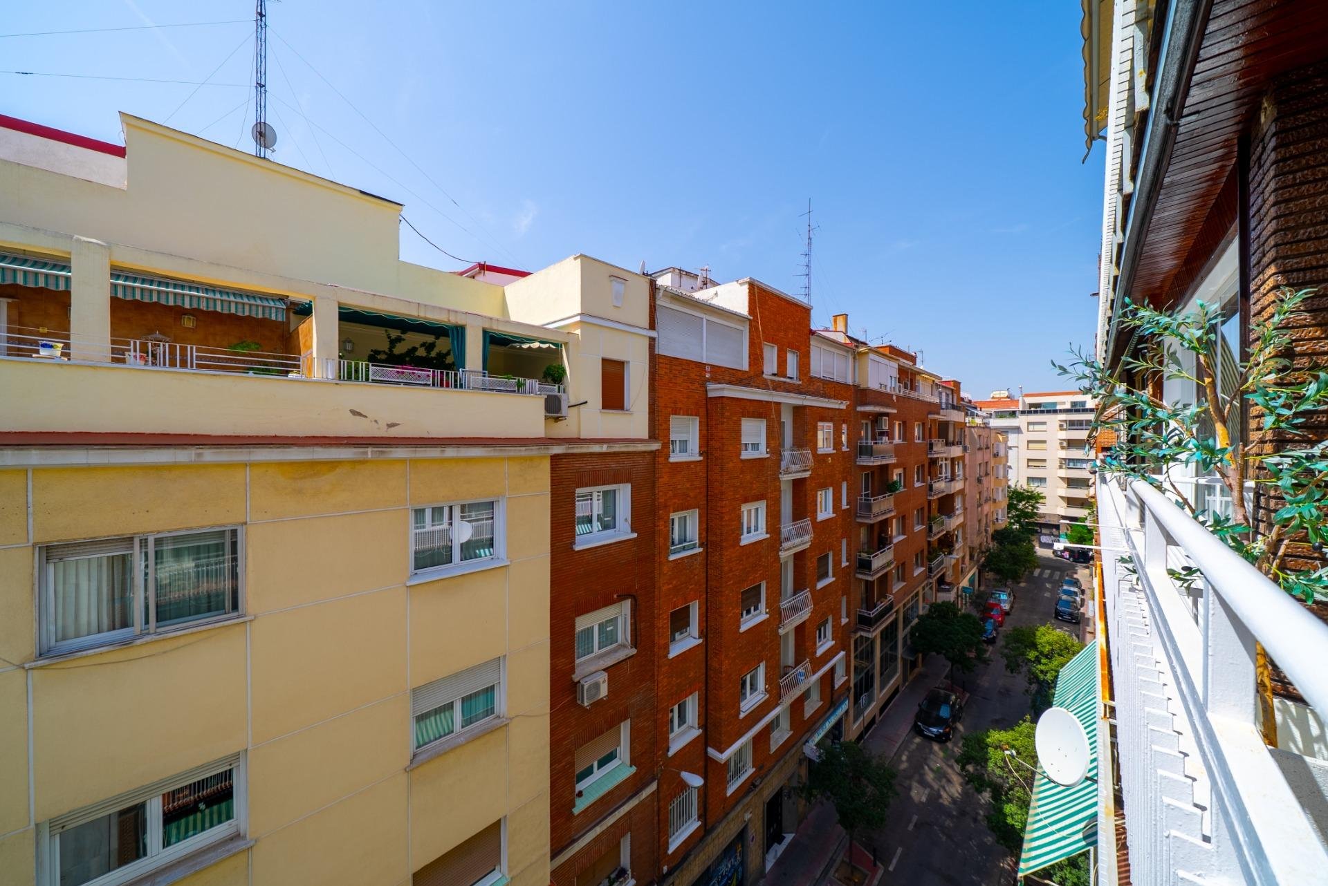 Квартира в Мадрид, Испания 3 спальни, 164м2 №165655