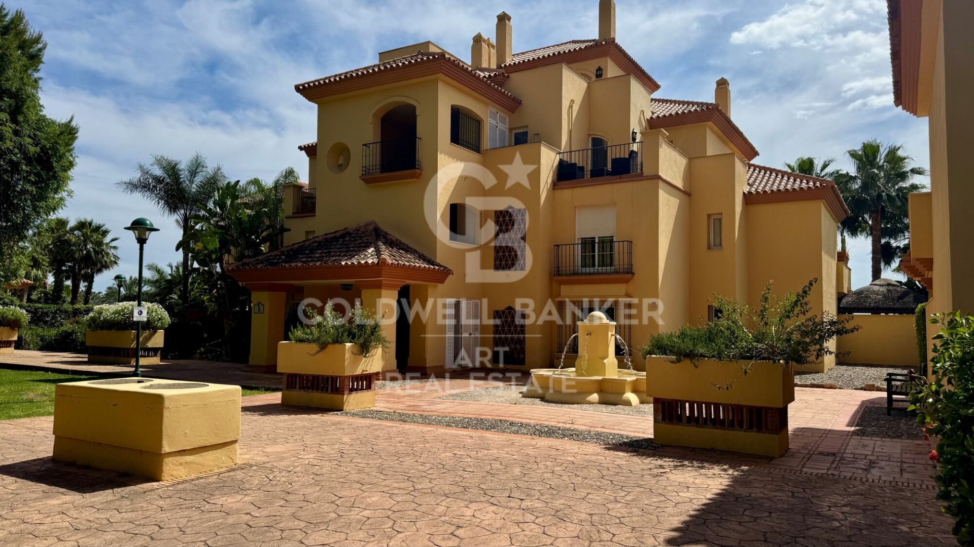 Apartment in Marbella, Malaga, Spain 2 bedrooms, 104 sq.m. No. 157520
