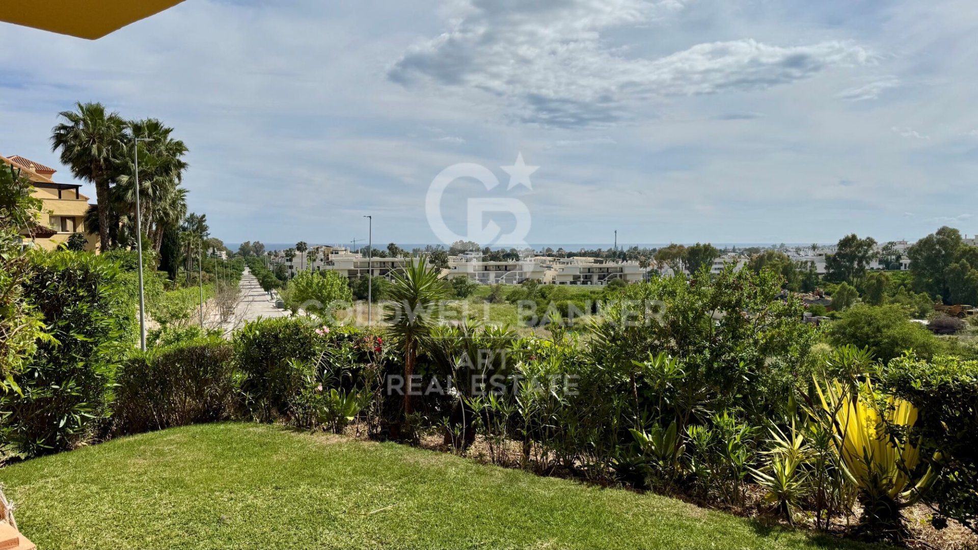 Apartment in Marbella, Malaga, Spain 2 bedrooms, 104 sq.m. No. 157520