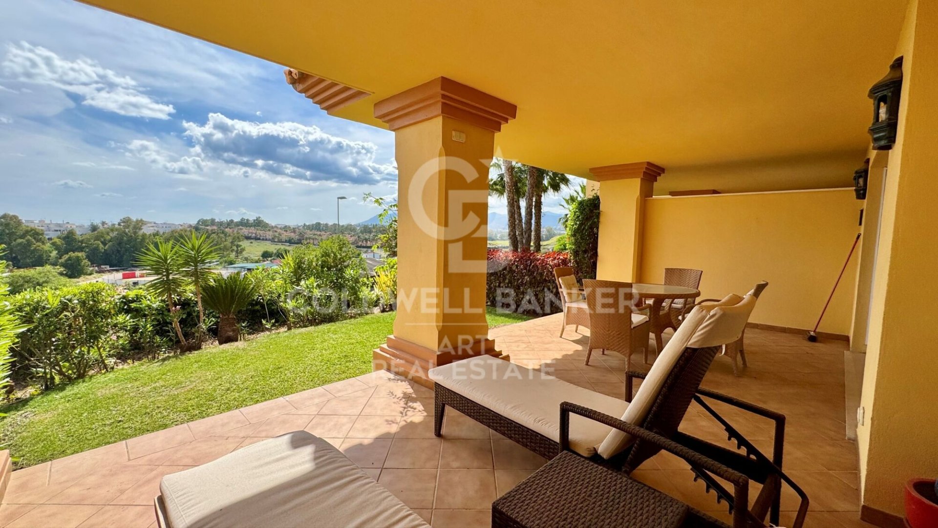 Apartment in Marbella, Malaga, Spain 2 bedrooms, 104 sq.m. No. 157520