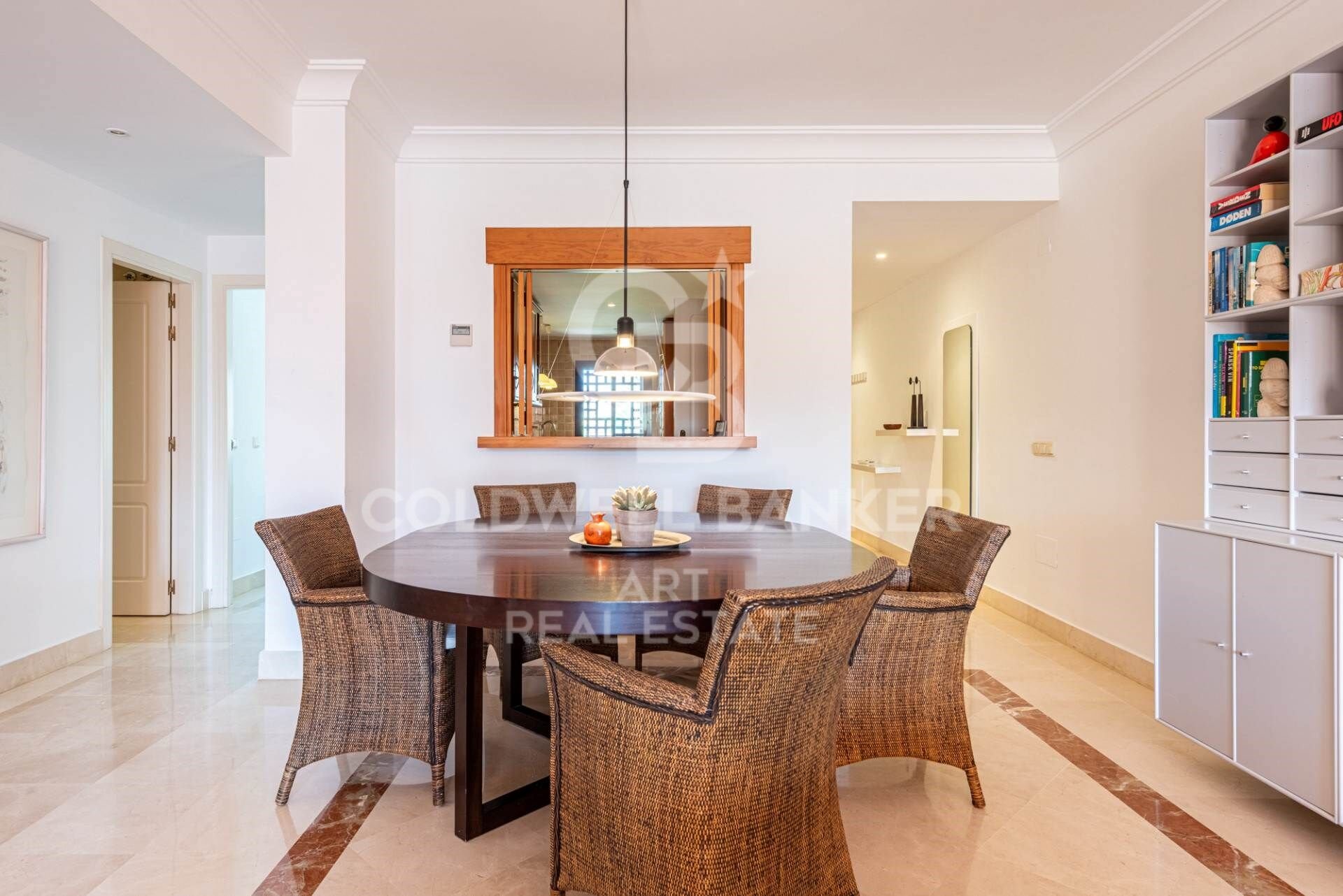 Takvåning i Marbella, Malaga, Spanien 3 sovrum, 158 kvm. Nr. 157515