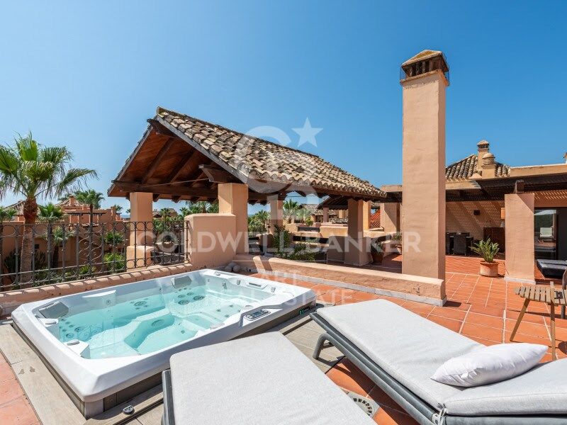 Takvåning i Marbella, Malaga, Spanien 3 sovrum, 158 kvm. Nr. 157515