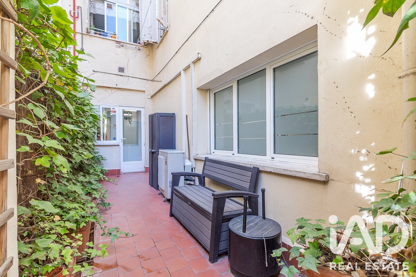 Huoneisto Madrid, Espanja 4 makuuhuonetta, 353 m2 No. 187801