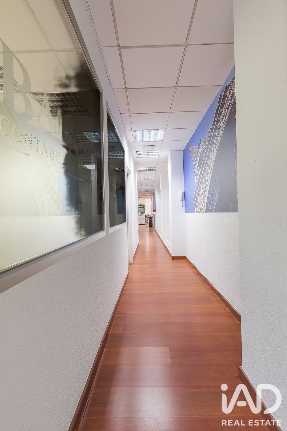 Huoneisto Madrid, Espanja 4 makuuhuonetta, 353 m2 No. 187801