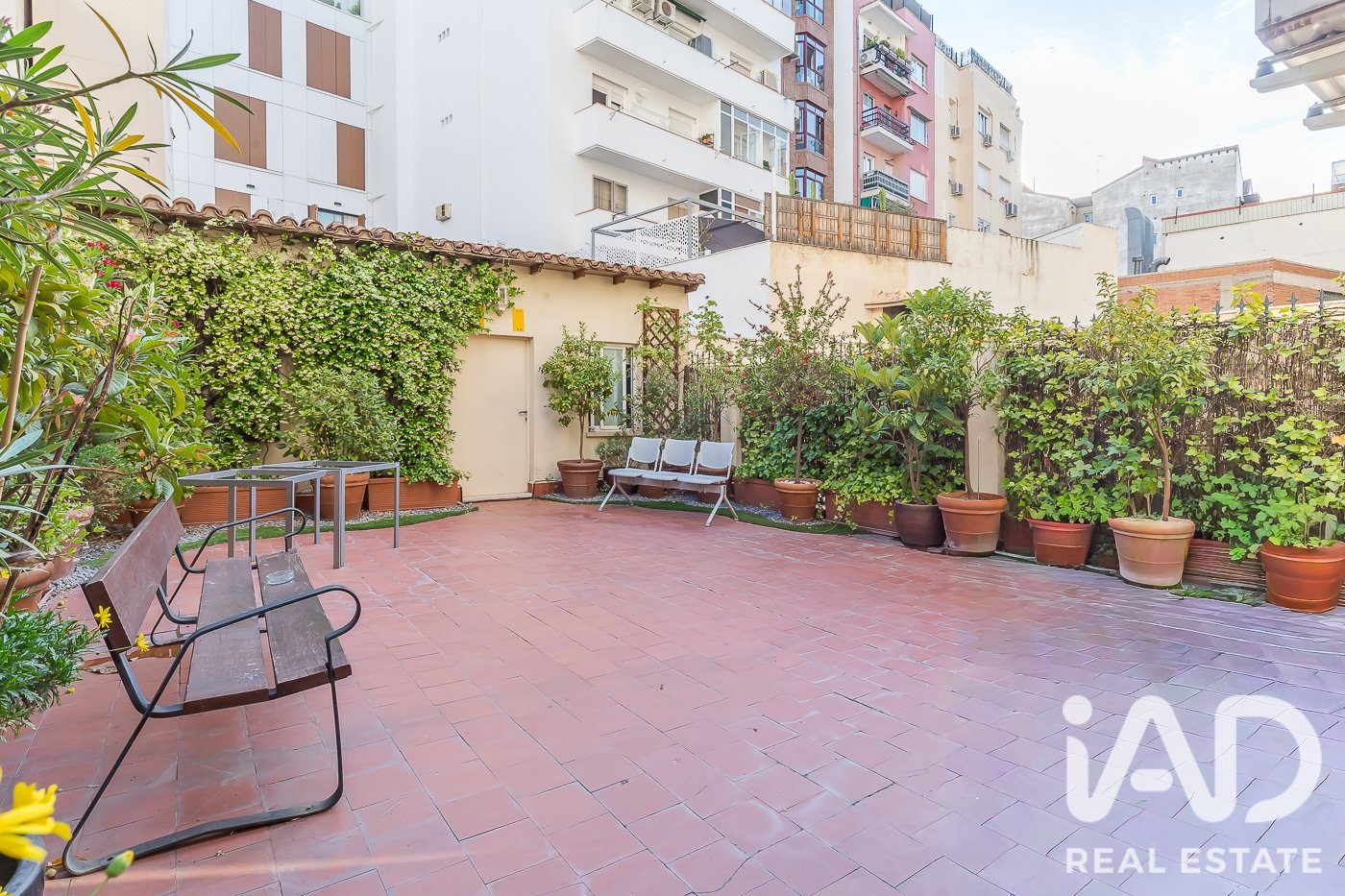 Huoneisto Madrid, Espanja 4 makuuhuonetta, 353 m2 No. 187801