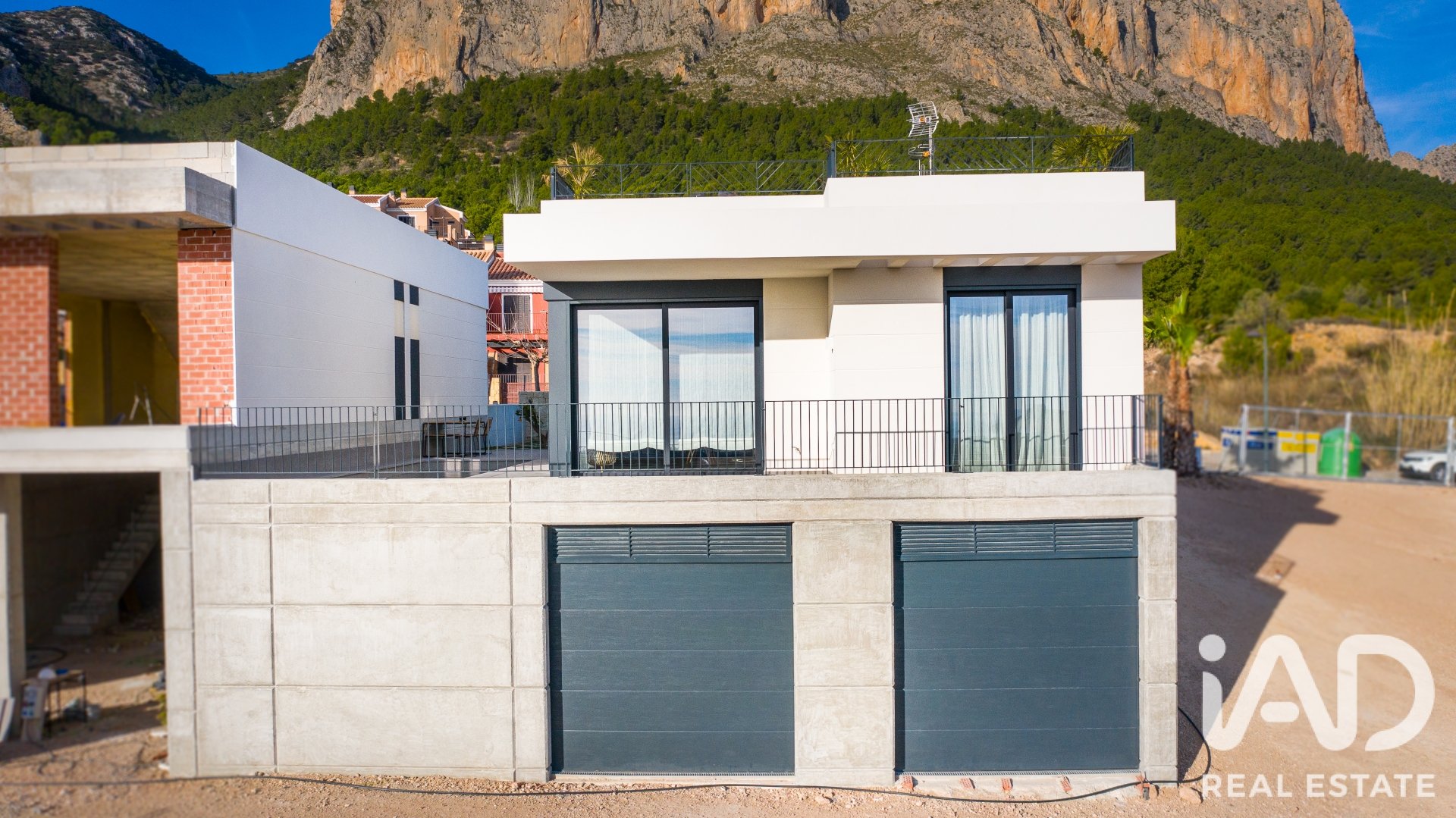 House à Polop, Alicante, Espagne 3 chambres, 200 m2 No. 187887