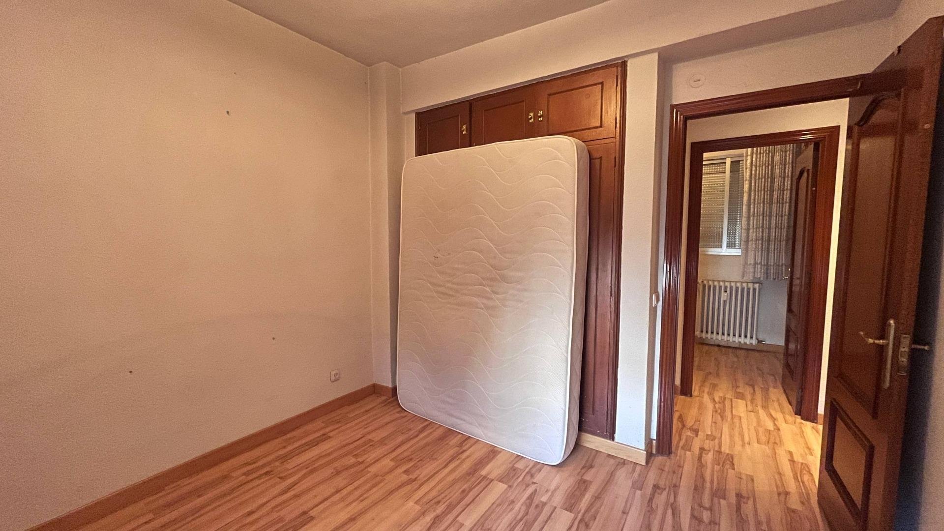 Wohnung in Madrid, Spanien 2 Schlafzimmer, 81 m2 Nr. 186825