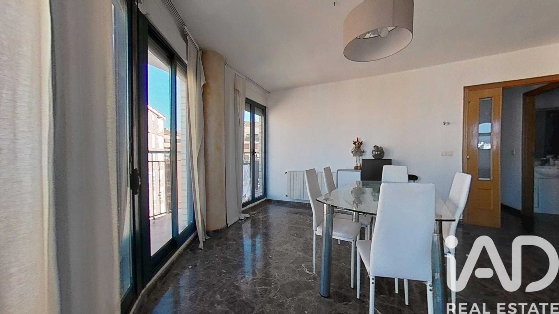 Dvīņu māja Castellon de la Plana, Castellon, Spānijā 4 istabas, 231 m2 Nr. 172746