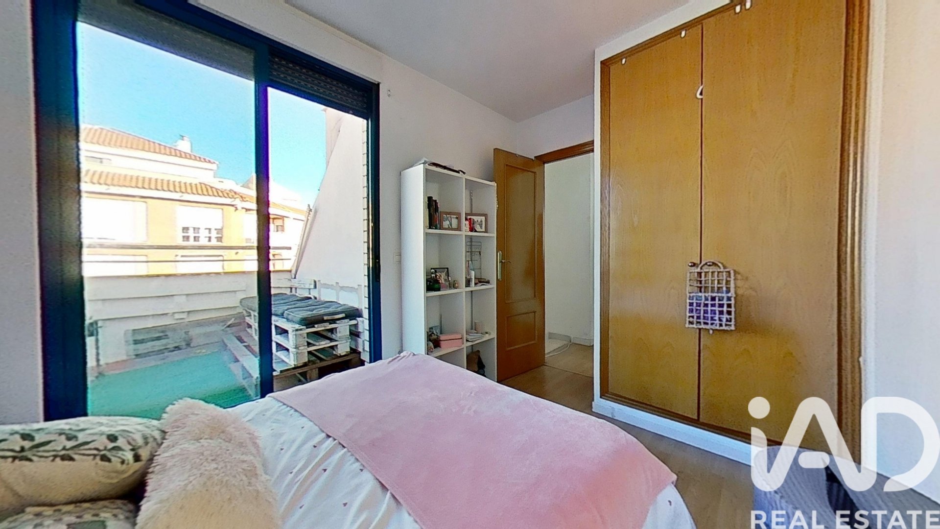 Dvīņu māja Castellon de la Plana, Castellon, Spānijā 4 istabas, 231 m2 Nr. 172746