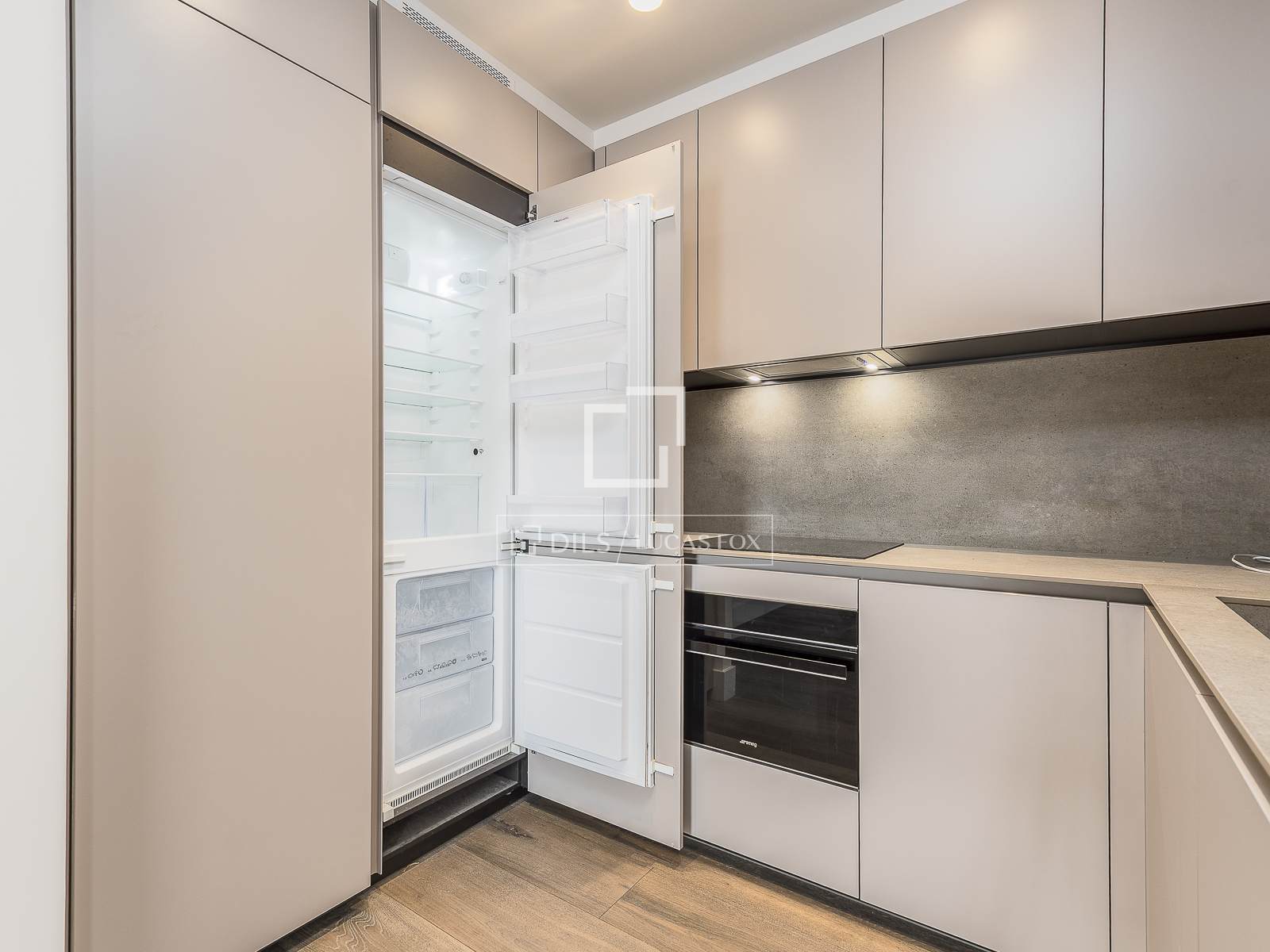 Квартира в Барселона, Испания 2 спальни, 90м2 №150700