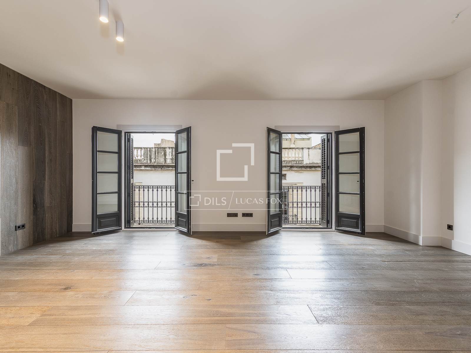 Квартира в Барселона, Испания 2 спальни, 90м2 №150700