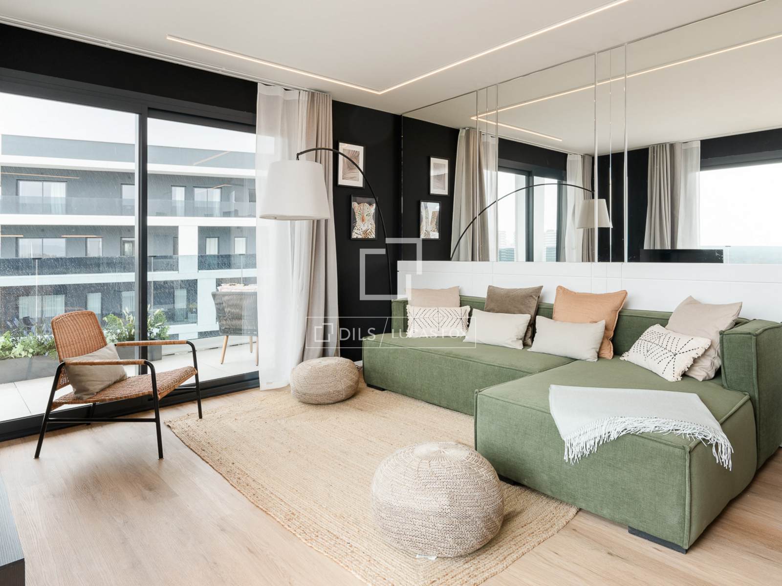 Apartment à Barcelona, Espagne 3 chambres, 106 m2 No. 150703