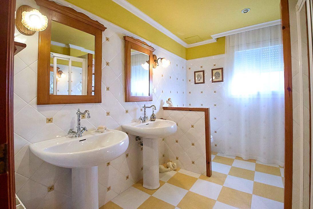 House à Tarragona, Espagne 6 chambres, 500 m2 No. 167490
