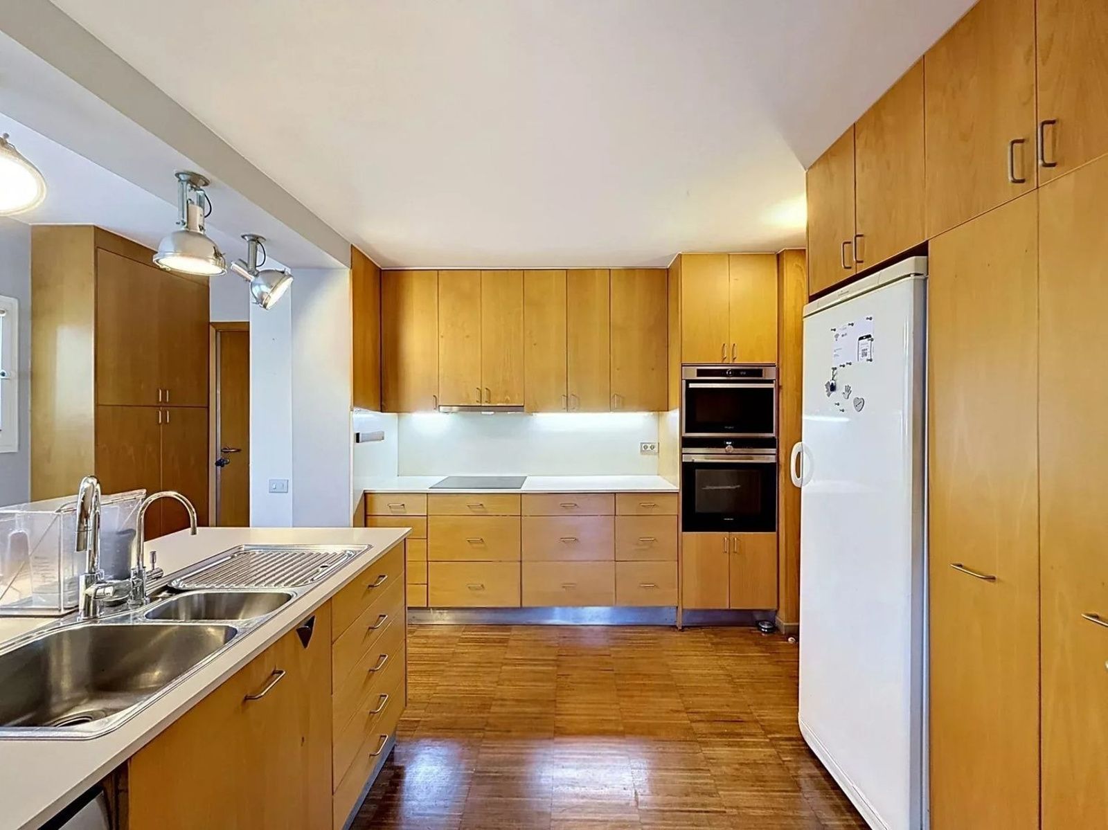 Māja Cabrils, Barcelona, Spānijā 4 istabas, 376 m2 Nr. 192070