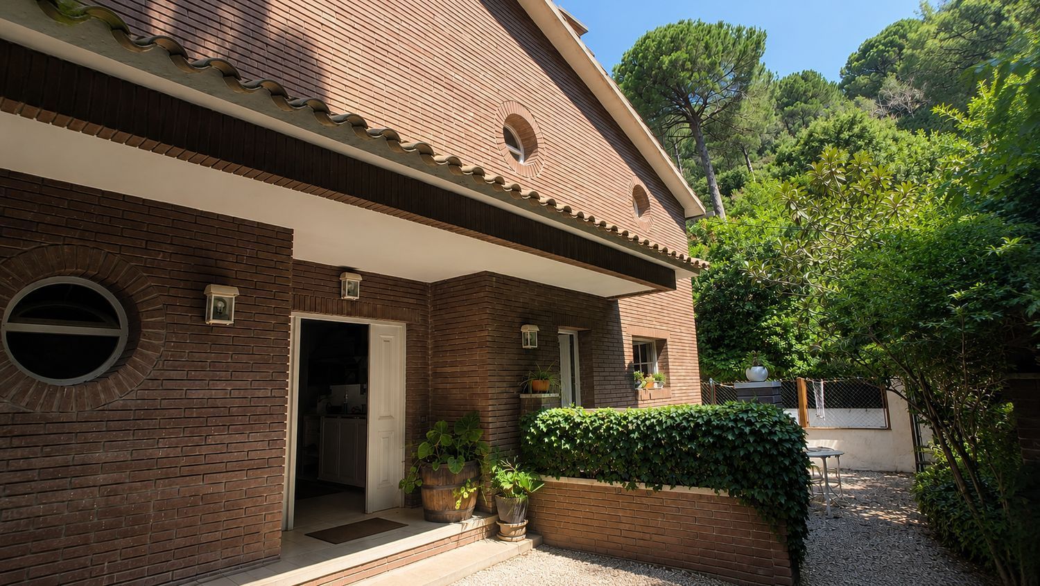 House à Cabrils, Barcelona, Espagne 5 chambres, 663 m2 No. 192071