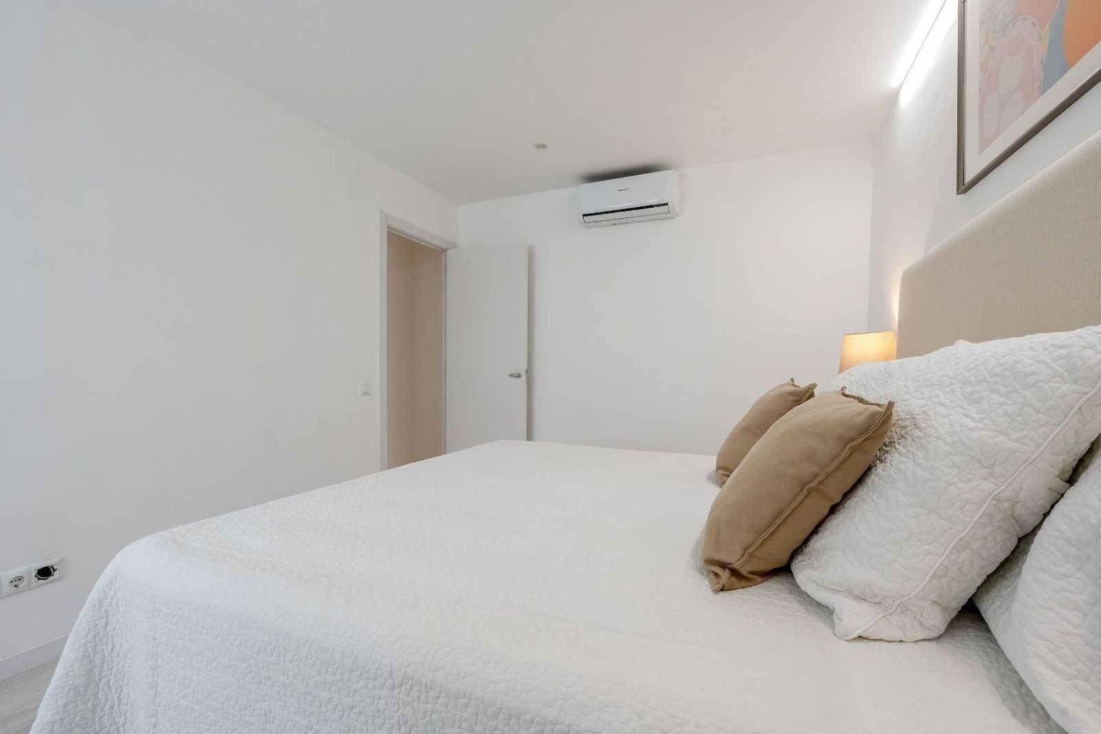 Dzīvoklis Barcelona, Spānijā 2 istabas, 86 m2 Nr. 192066