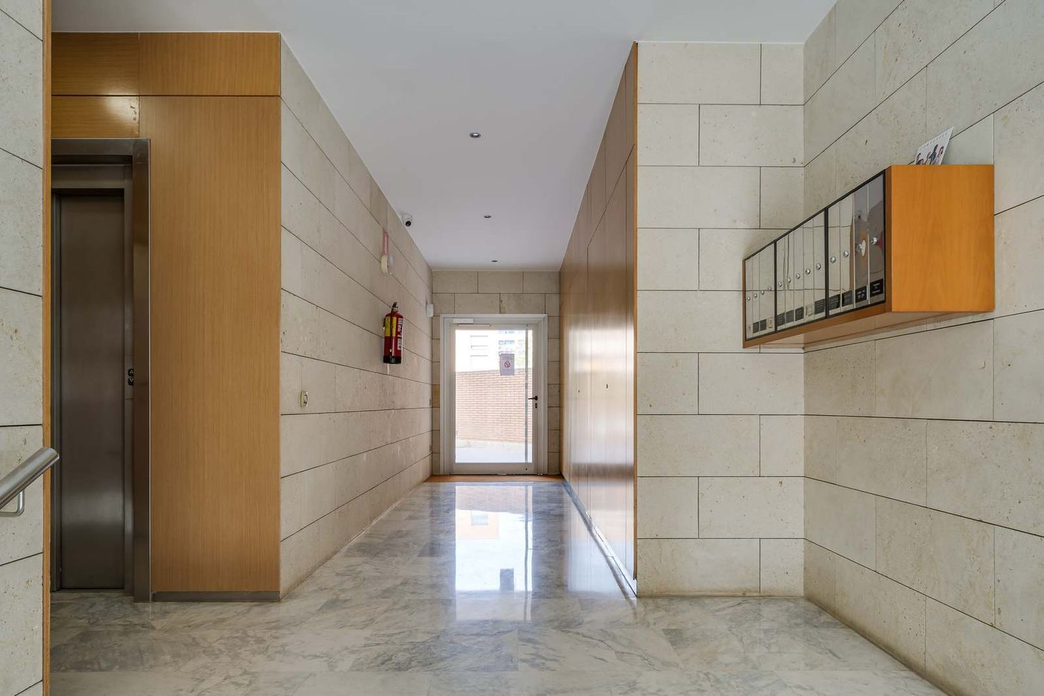 Wohnung in Barcelona, Spanien 4 Schlafzimmer, 126 m2 Nr. 192068